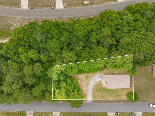 1327 Jeffrine Drive, Crestview, FL 32536