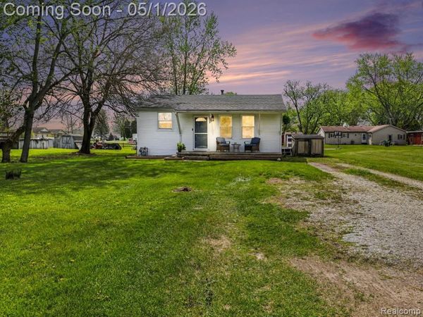 3123 Clayton Street, La Salle Twp, MI 48133