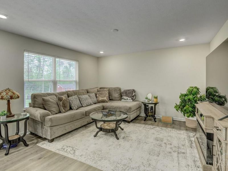 111 River Heights Drive, New Richmond, OH 45157 Photo 9
