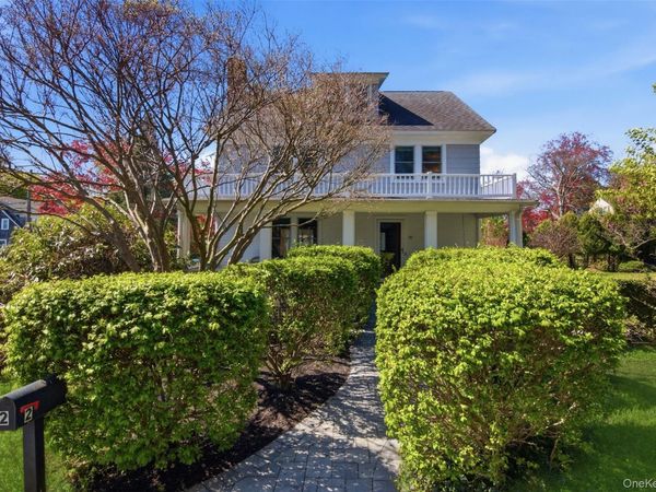 2 Brooklyn Avenue, Stony Brook, NY 11790