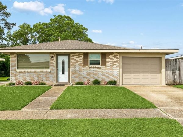 5120 MOUNT SHASTA Drive , Marrero, LA 70072