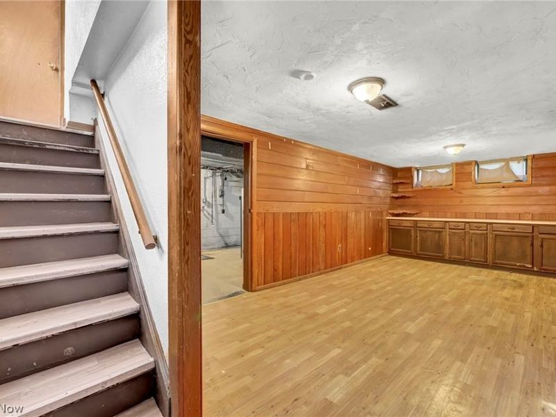 4082 Bexley Boulevard, Cleveland, OH 44121 Photo 26