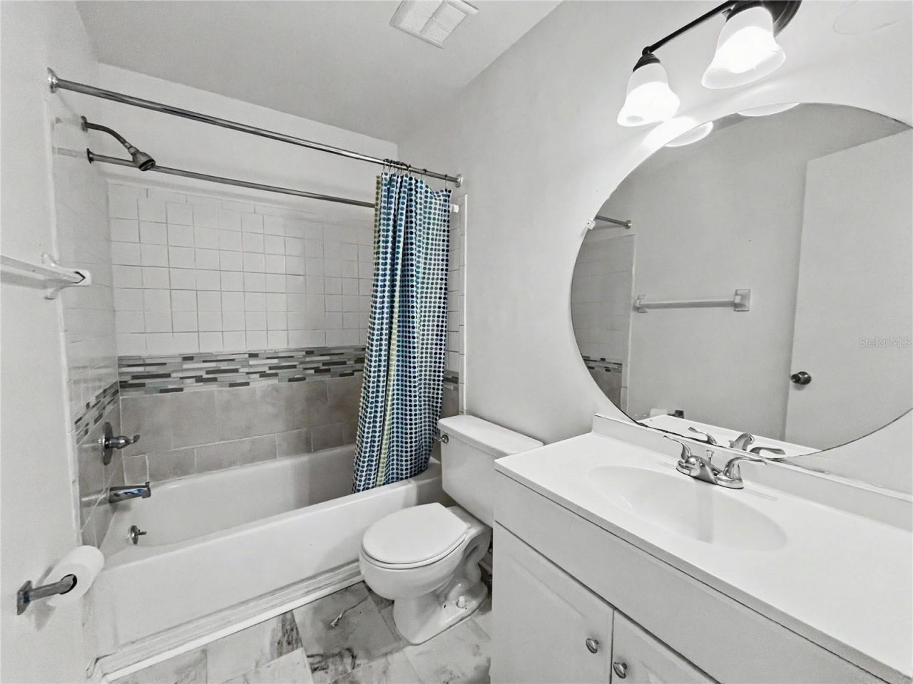 2752 Hidden Lake Boulevard, Unit 2752, Sarasota, FL 34237 Photo