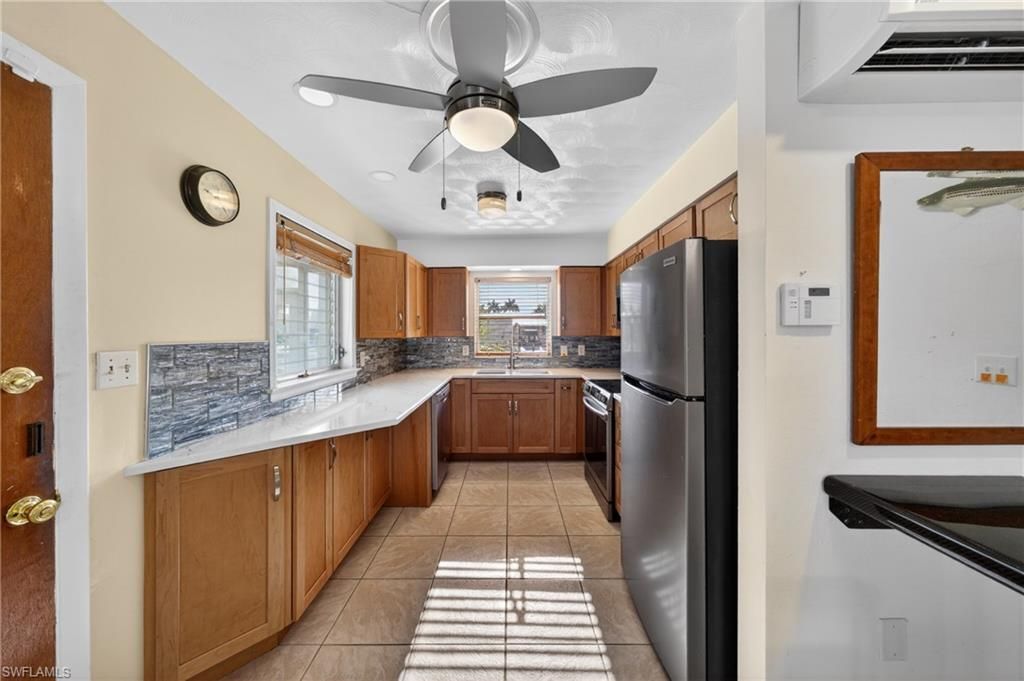 12307 Matlacha Blvd, Matlacha Isles, FL 33991 Photo