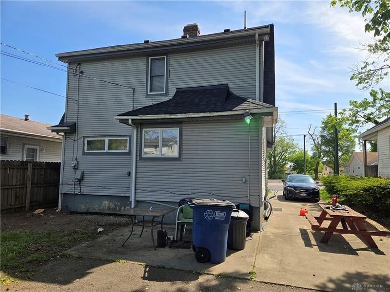 355 Elmhurst Road, Dayton, OH 45417 Photo 3