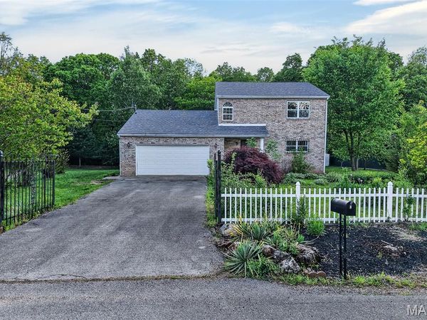 8 Flora Drive , Richland, MO 65556