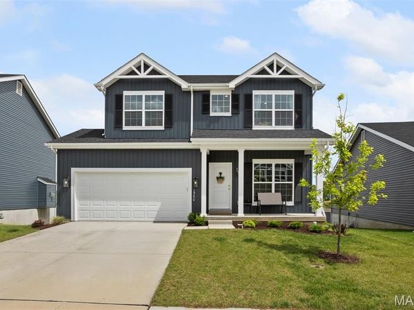 1560 Winding Meadows Drive, Fenton, MO 63026