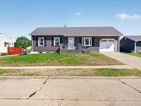 602 14th Place, Camanche, IA 52730