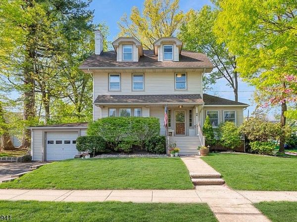 82 Oakland Rd, Maplewood, NJ 07040