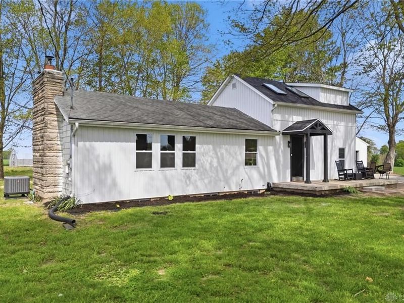 2950 Fairfield Pike, Mad River Township, OH 45502 Photo 3