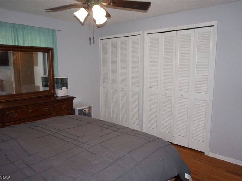 28096 Edgepark Drive, North Olmsted, OH 44070 Photo 13