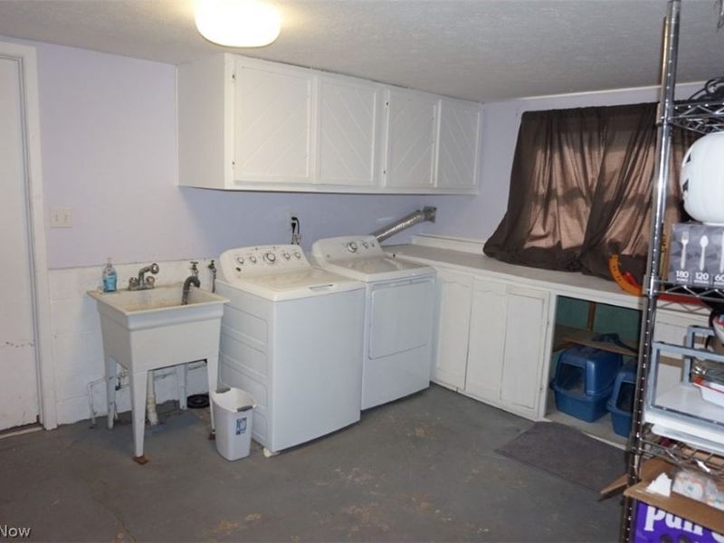 28096 Edgepark Drive, North Olmsted, OH 44070 Photo 22