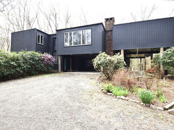 51 Ironworks, Clinton, CT 06413