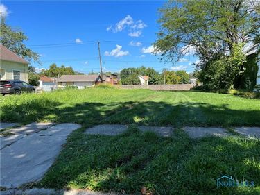 864 Colburn Street , Toledo, OH 43609