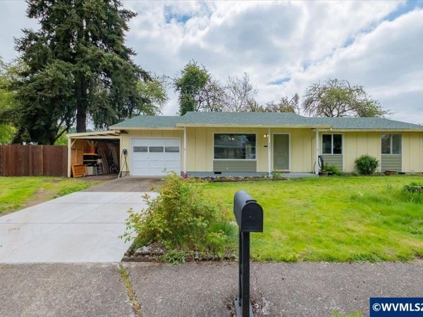 2241 Kalmia St, Sweet Home, OR 97386