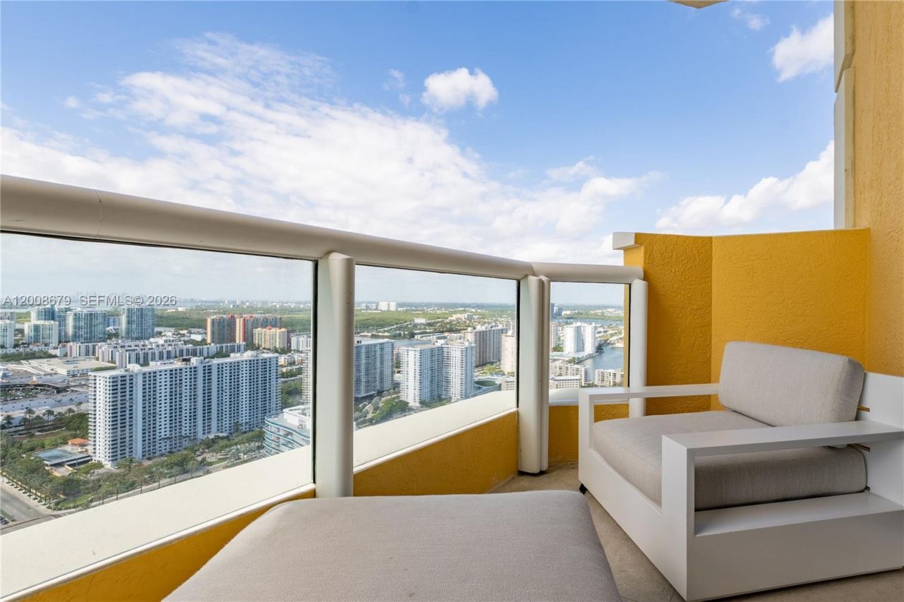 17875 Collins Ave, Unit 3906, Sunny Isles Beach, FL 33160 Photo