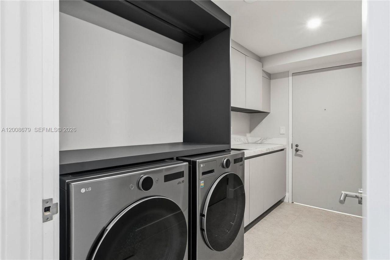 17875 Collins Ave, Unit 3906, Sunny Isles Beach, FL 33160 Photo