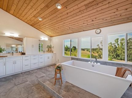 2495 Meadow Creek Rd, Lincoln, CA 95648 Photo