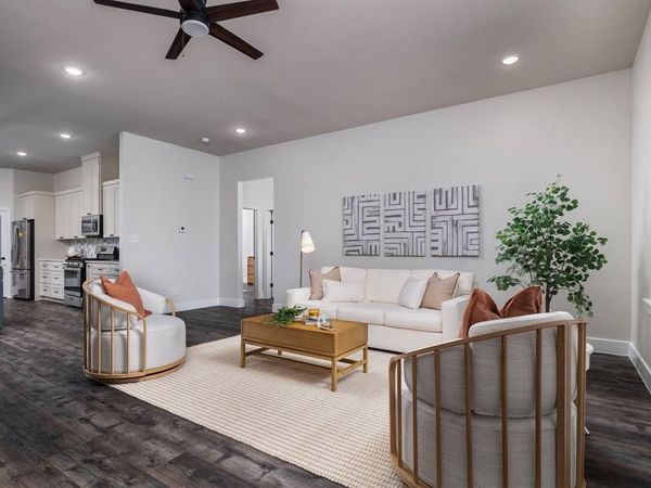 621 Oaklawn Drive , River Oaks, TX 76114