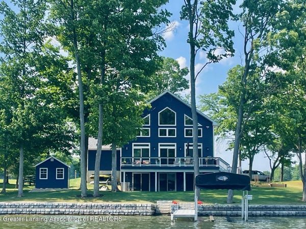 4322 Gold Dust Point, Perrinton, MI 48871