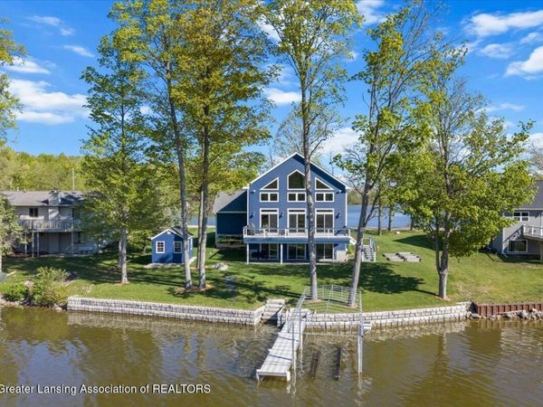 4322 Gold Dust Point, Perrinton, MI 48871