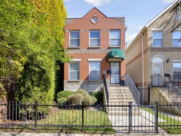 4757 S Langley Avenue S, Chicago, IL 60615