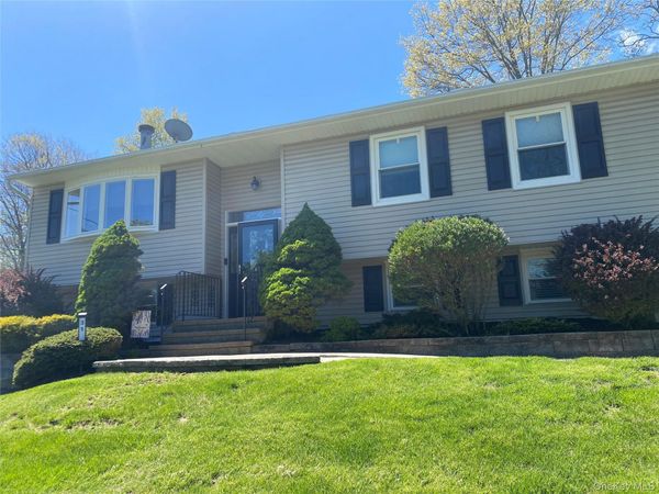31 Sunset Terrace, Highland Mills, NY 10930