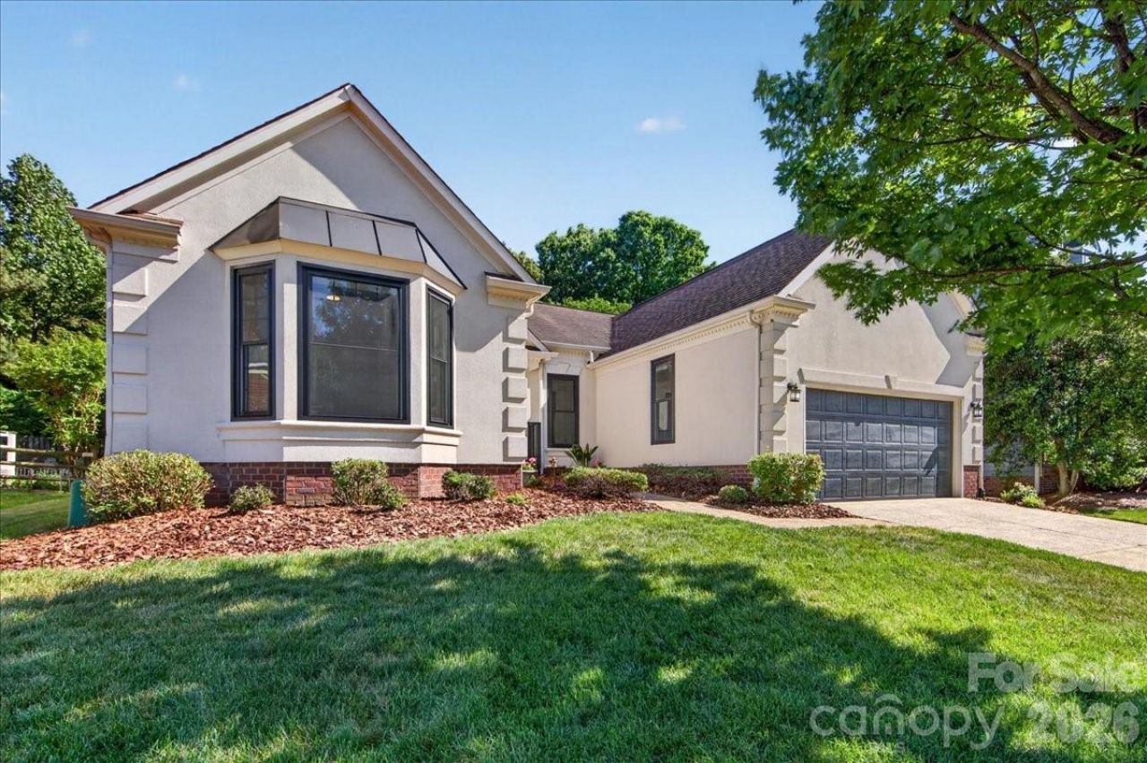 2843 Redfield Drive, Charlotte, NC 28270 Main Photo