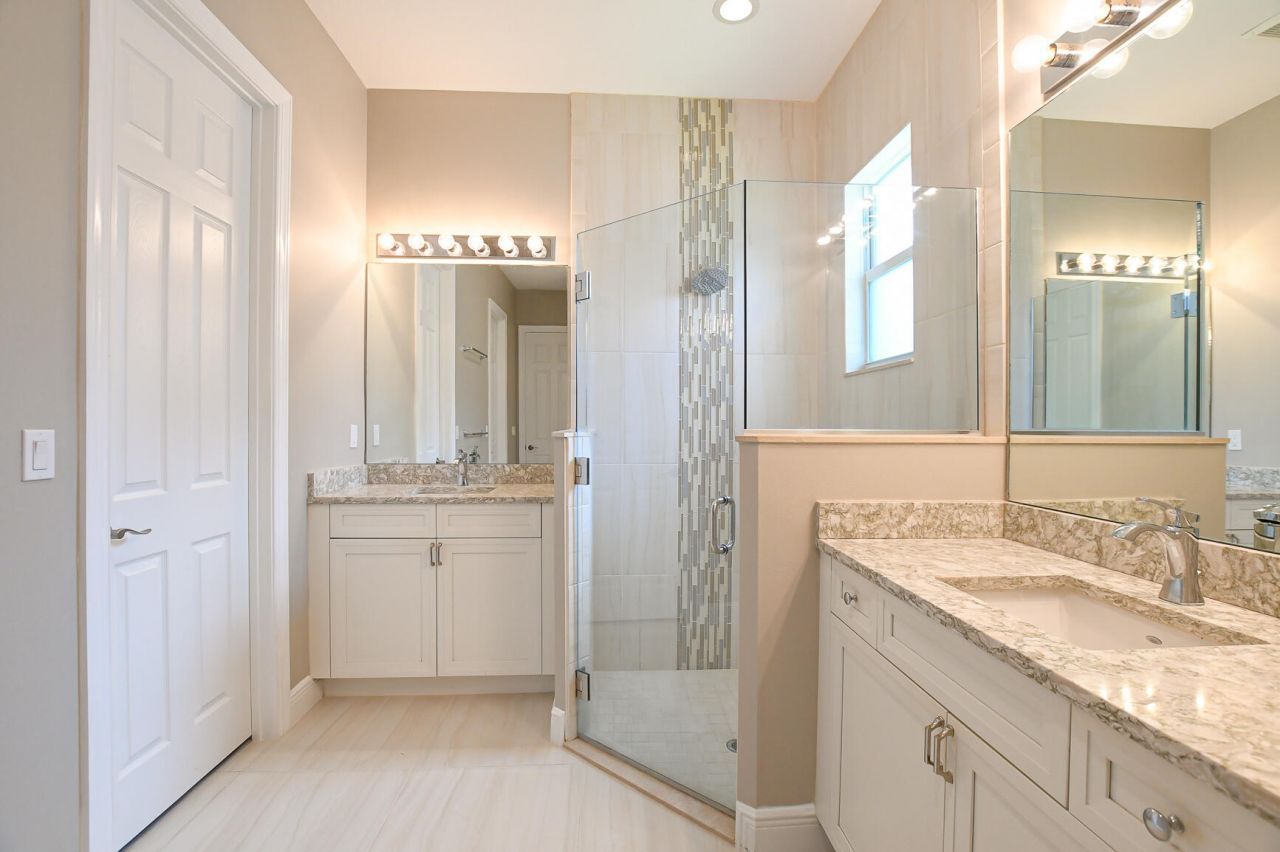 8942 SW Pepoli Way, Port Saint Lucie, FL 34987 Photo