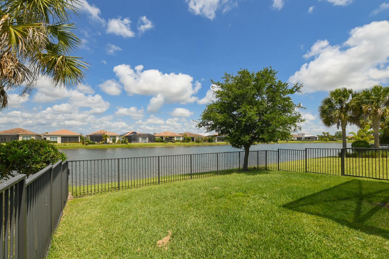 8942 SW Pepoli Way, Port Saint Lucie, FL 34987 Photo