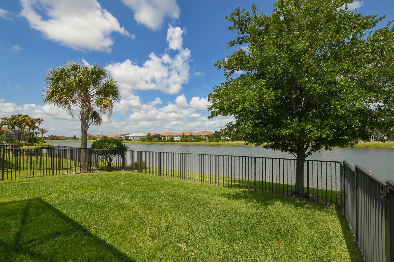 8942 SW Pepoli Way, Port Saint Lucie, FL 34987 Photo