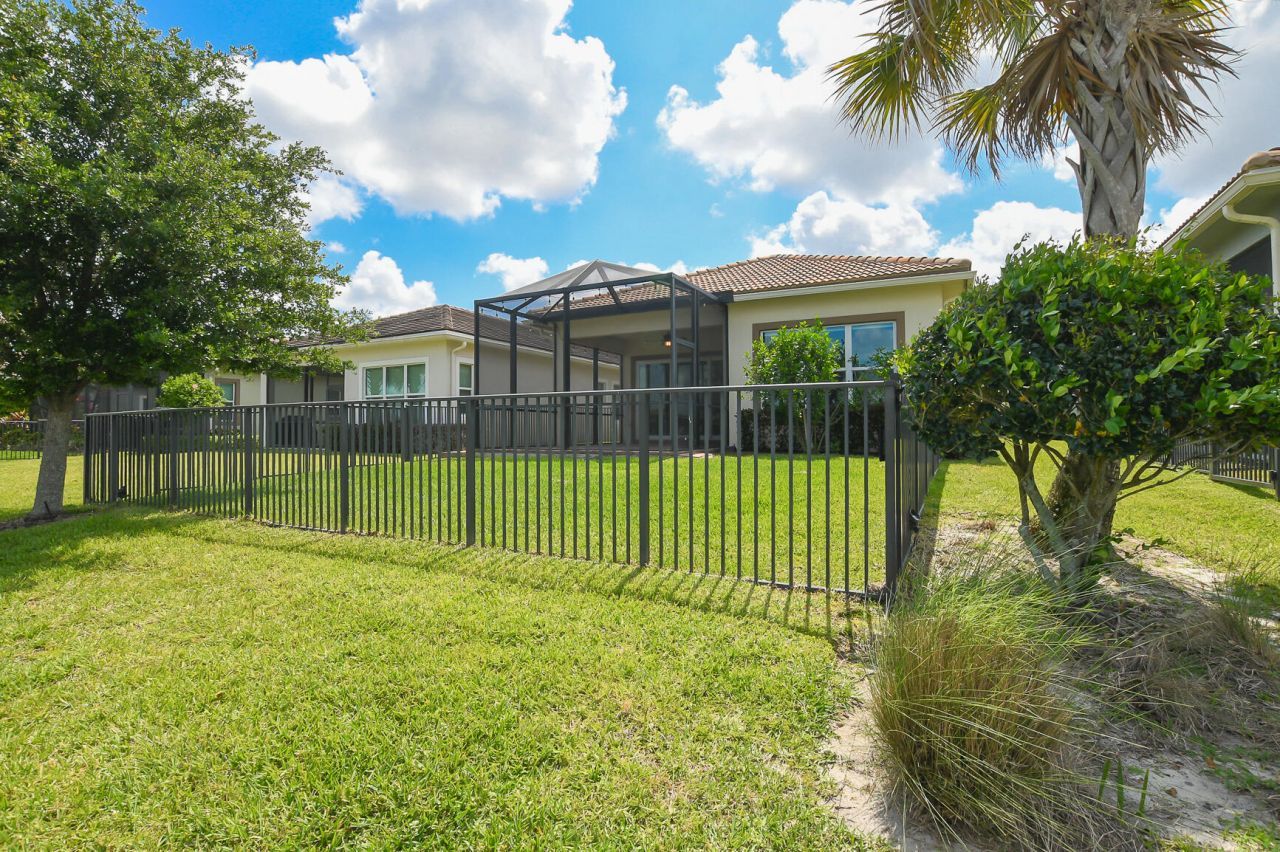 8942 SW Pepoli Way, Port Saint Lucie, FL 34987 Photo