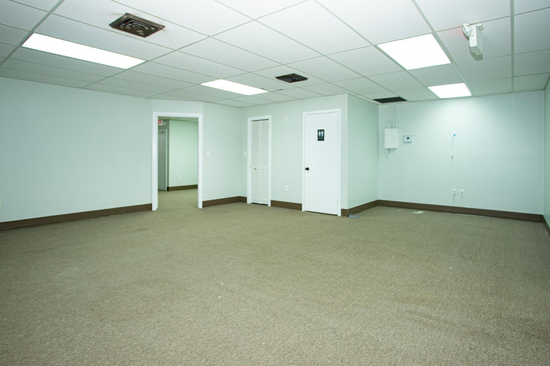 1700 Okeechobee Road, West Palm Beach, FL 33409 Photo
