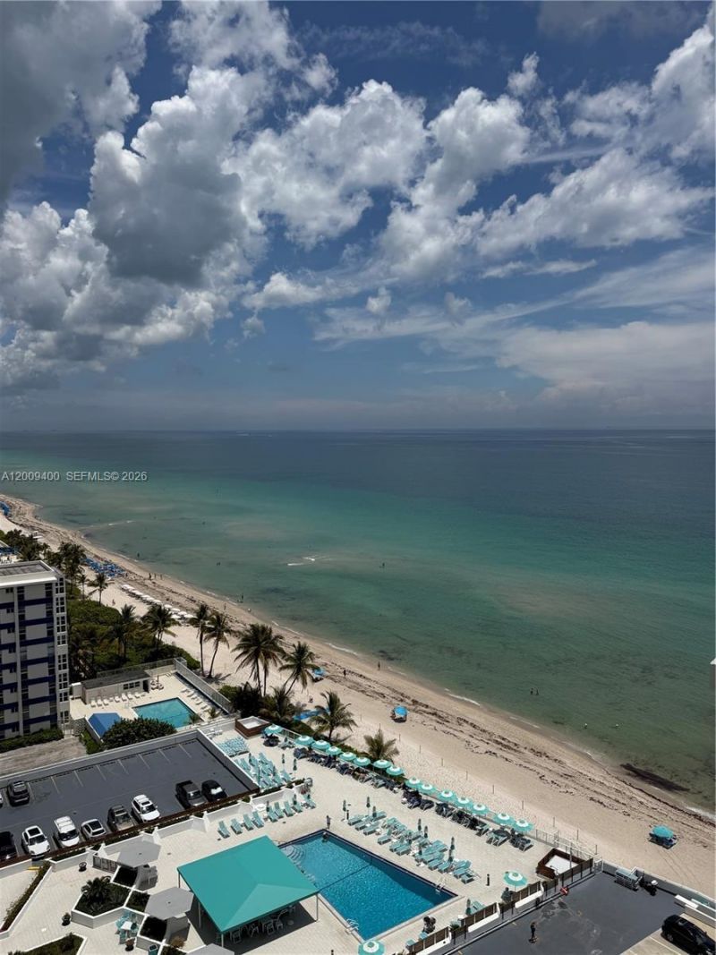 3180 S Ocean Dr, Unit 1705, Hallandale Beach, FL 33009 Photo