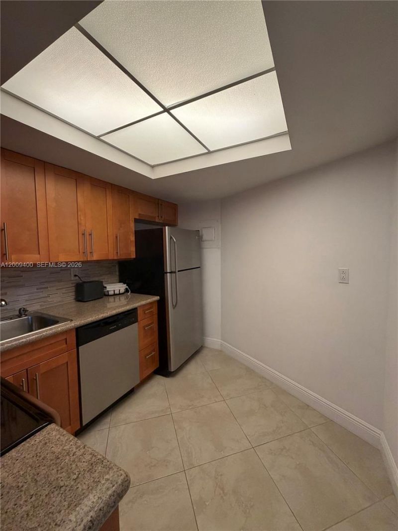 3180 S Ocean Dr, Unit 1705, Hallandale Beach, FL 33009 Photo
