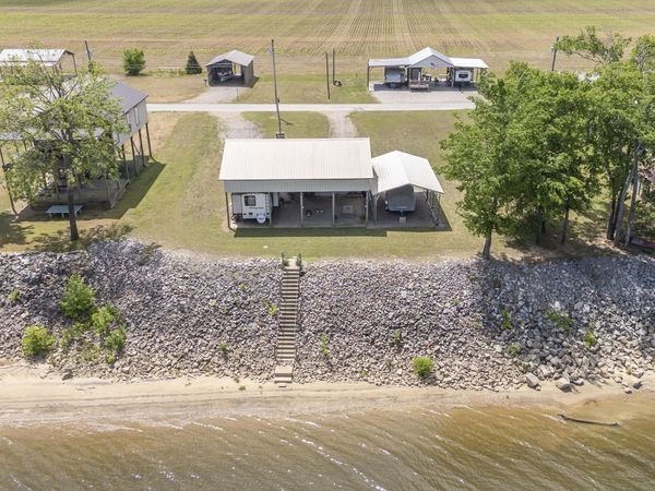 272 JAYCEE LN, Adamsville, TN 38310