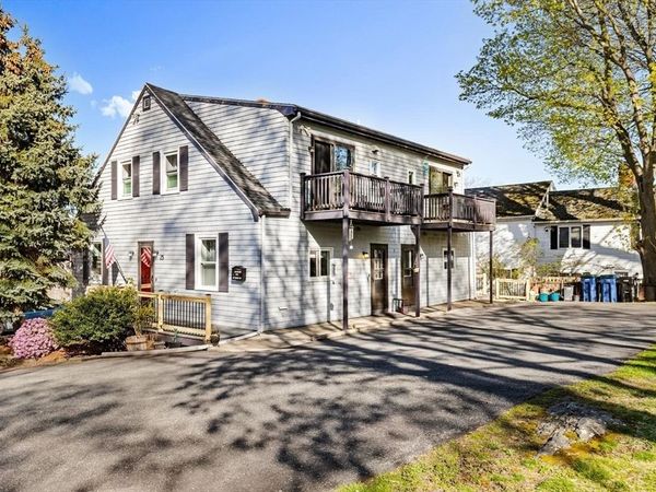 23-25 Putnam St, Salem, MA 01970