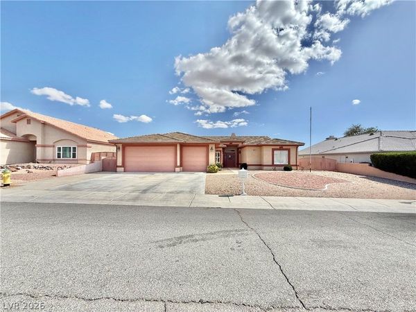 3551 E Vineyard Drive , Pahrump, NV 89048