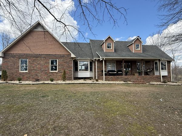 105 Sky St, Lafayette, TN 37083