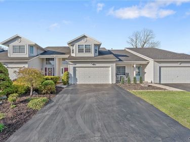 3677 Black Brant Drive, Liverpool, NY 13090