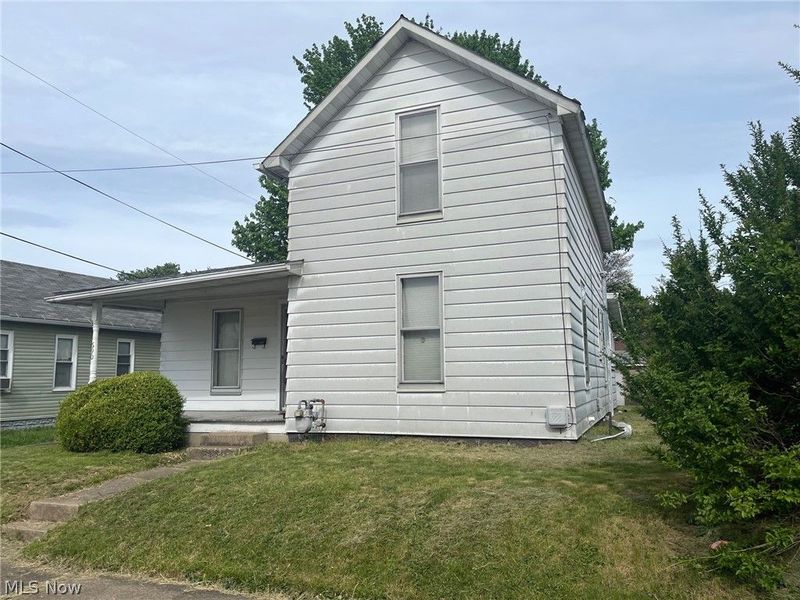 690 John Street, Coshocton, OH 43812 Photo 1