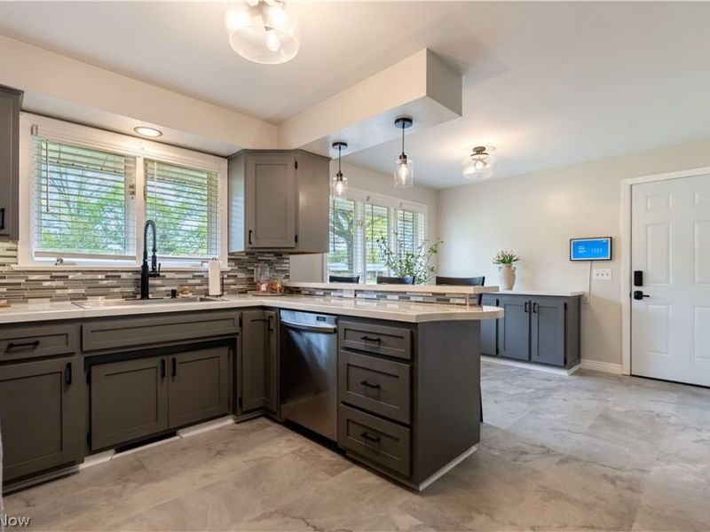 1331 Buena Vista Street NE, Canton, OH 44714 Photo 19