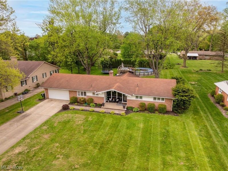 1331 Buena Vista Street NE, Canton, OH 44714 Photo 2