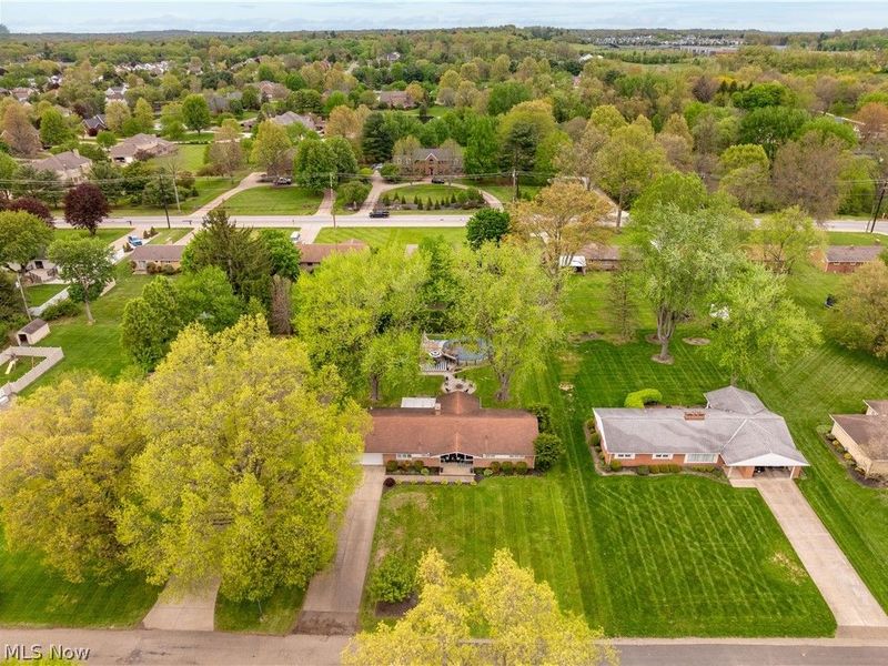 1331 Buena Vista Street NE, Canton, OH 44714 Photo 9