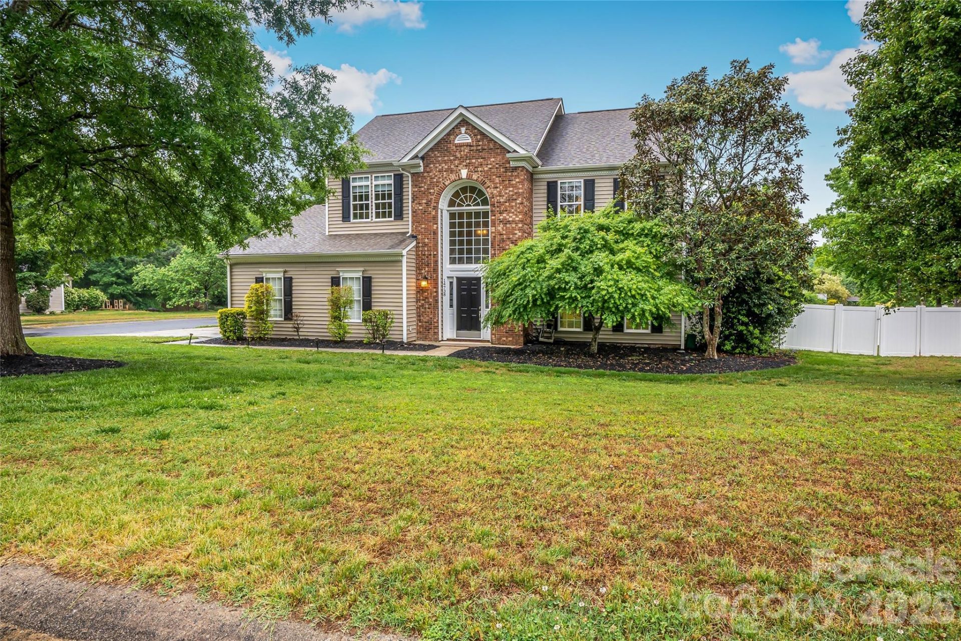 14738 Pomerol Lane, Pineville, NC 28134 Main Photo