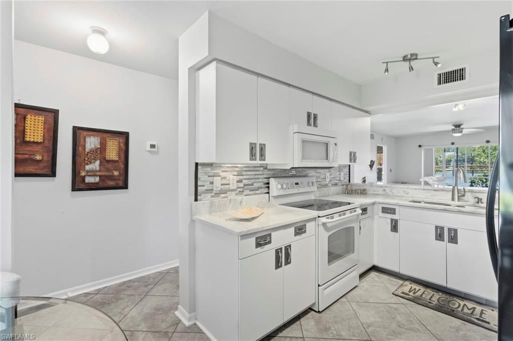 162 Pebble Shores Dr, Unit 101, Naples, FL 34110 Photo