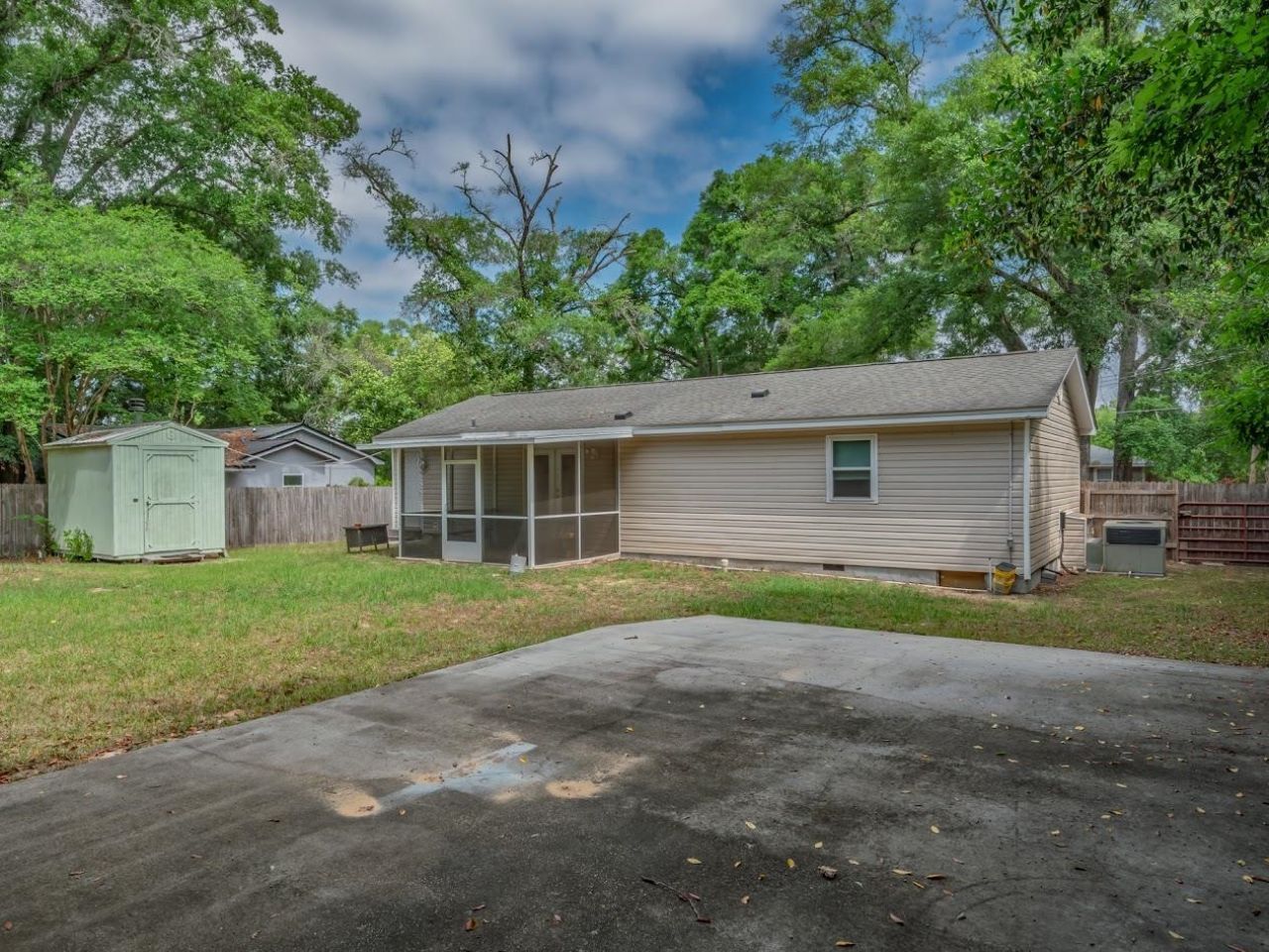 815 Peggy Drive, Tallahassee, FL 32305 Photo