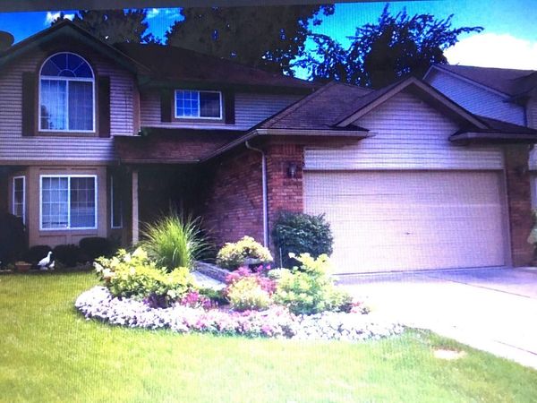 156 Arthur Avenue, Troy, MI 48083