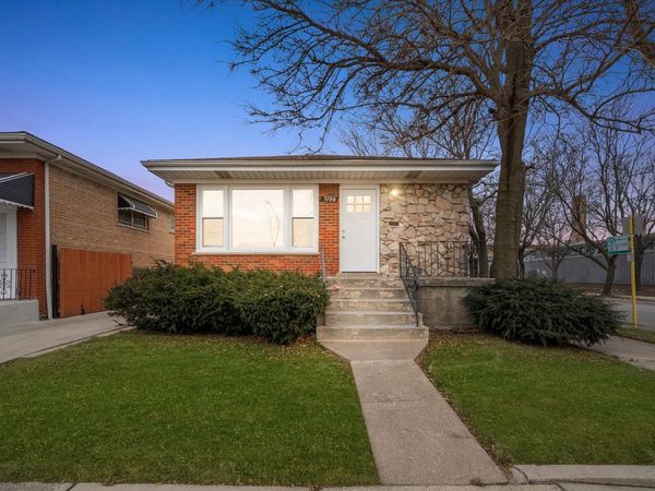 3700 W 76th Place , Chicago, IL 60652