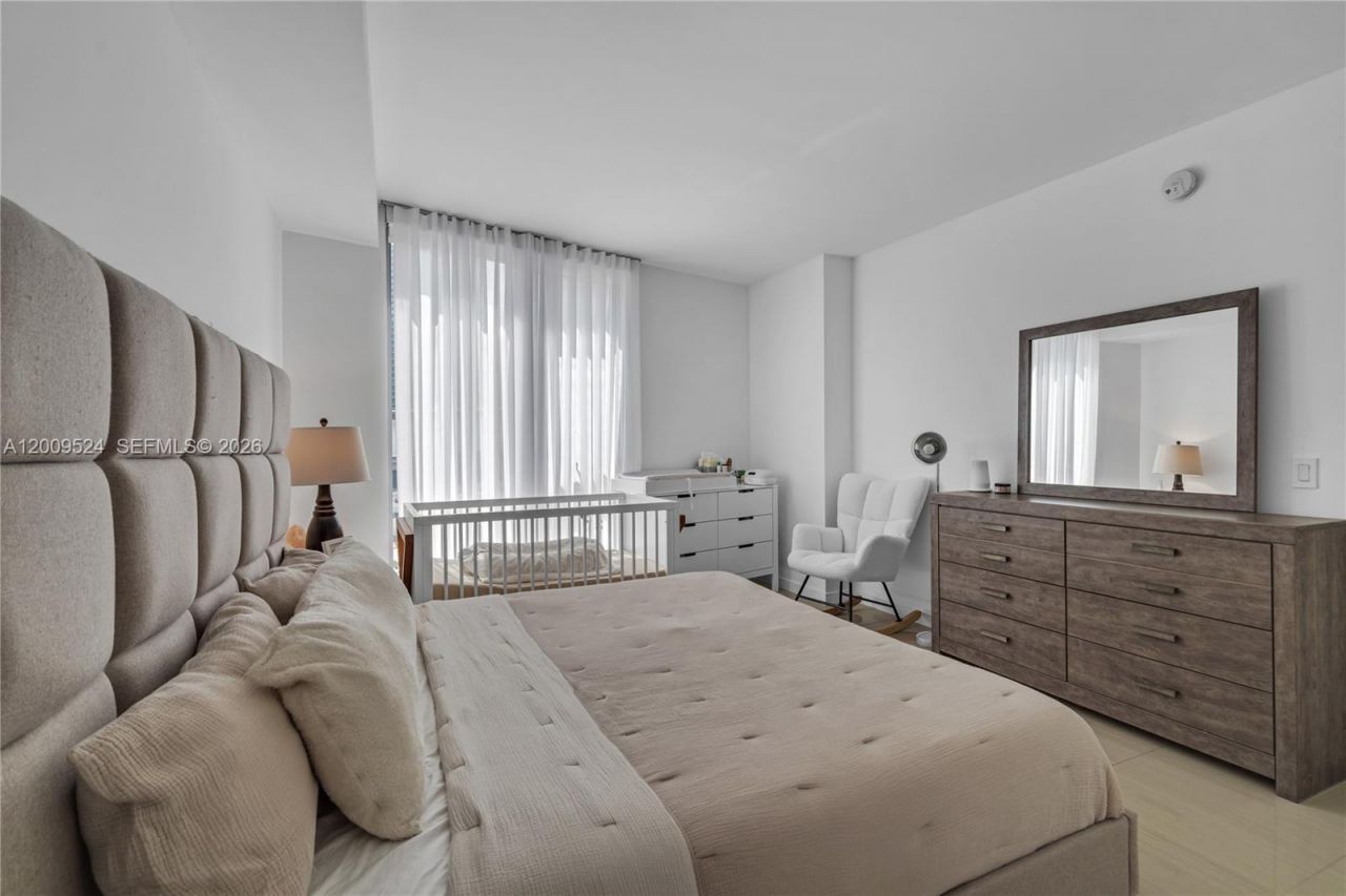 31 SE 6th St , Unit 702, Miami, FL 33131 Photo